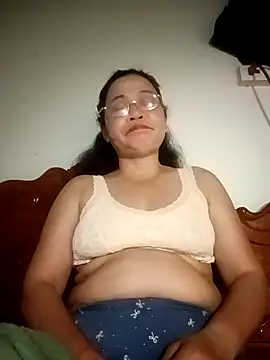 Sexy-asslove90 online show from October 31, 2025, 1:41 pm