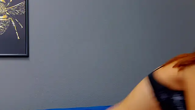 Snapshot of AnneHove chatting on October 14, 2025, 5:08 am AnneHove online show from October 14, 2025, 5:08 am