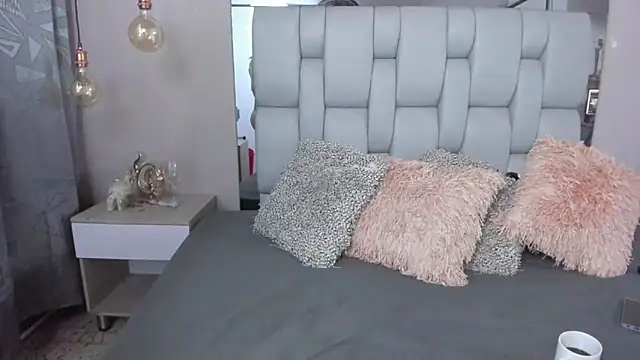 Snapshot of SusanBenett chatting on October 20, 2025, 9:15 pm SusanBenett online show from October 20, 2025, 9:15 pm