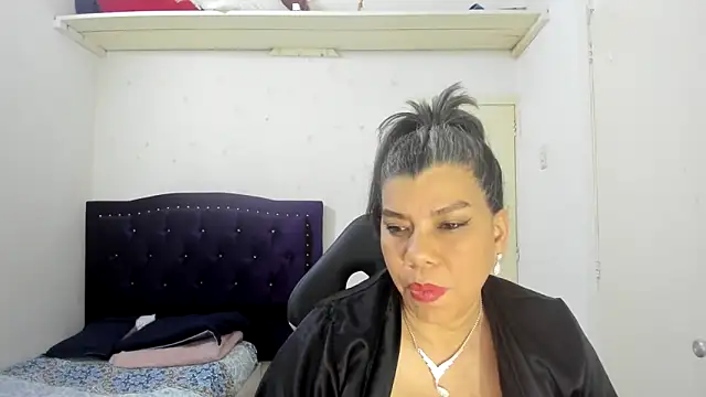 vikyadams online show from September 9, 2025, 4:00 am