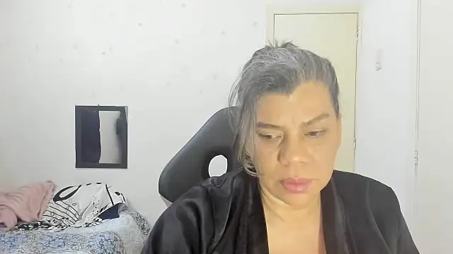 vikyadams online show from October 9, 2025, 7:09 am