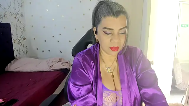 vikyadams online show from April 10, 2026, 2:24 pm