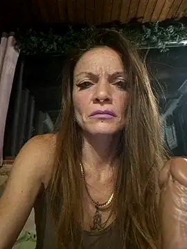 vampvanna23 online show from June 5, 2026, 11:54 pm