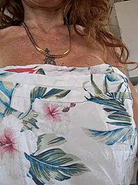 vampvanna23 online show from May 30, 2026, 11:38 am