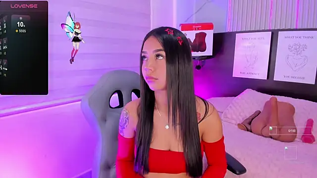 Snapshot of Violet_spencer chatting on October 23, 2025, 7:45 pm Violet spencer online show from October 23, 2025, 7:45 pm