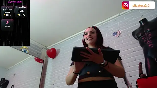 elizatexx online show from June 2, 2026, 7:03 pm