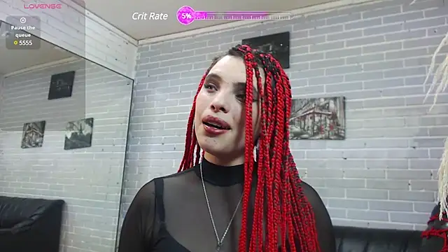 elizatexx online show from February 4, 2025, 8:06 pm
