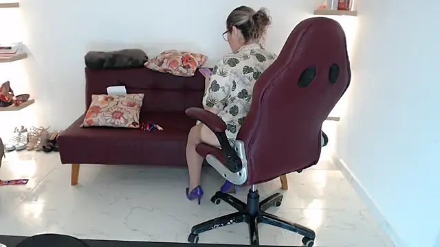 zehra sanem online show from March 7, 2026, 11:43 pm