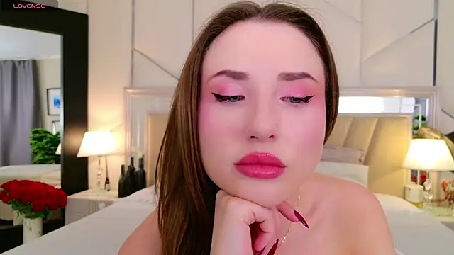 Snapshot of Jullia_Carter chatting on October 23, 2025, 6:12 am Jullia Carter online show from October 23, 2025, 6:12 am