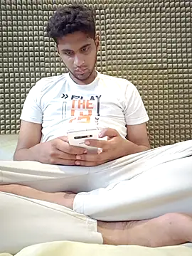 Snapshot of mykecockslong chatting on October 2, 2025, 4:32 pm mykecockslong online show from October 2, 2025, 4:32 pm