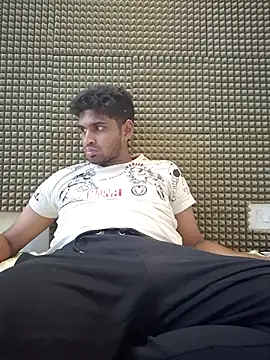 Snapshot of mykecockslong chatting on October 4, 2025, 5:14 pm mykecockslong online show from October 4, 2025, 5:14 pm