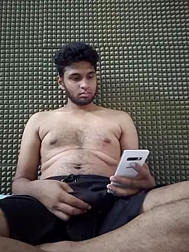 Snapshot of mykecockslong chatting on October 21, 2025, 12:48 pm mykecockslong online show from October 21, 2025, 12:48 pm