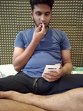 Snapshot of mykecockslong chatting on October 15, 2025, 9:06 am mykecockslong online show from October 15, 2025, 9:06 am