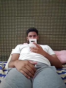 mykecockslong online show from December 18, 2025, 10:08 am