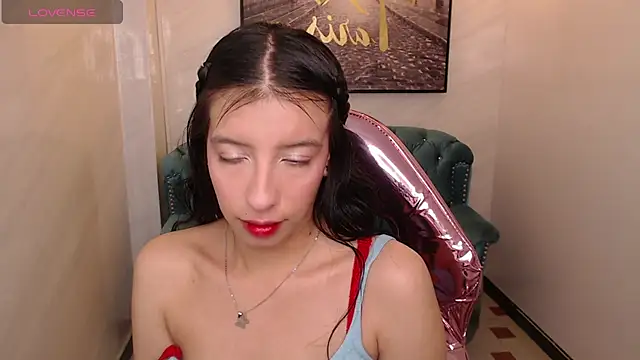 Snapshot of _lucy_v chatting on February 11, 2025, 6:19 am lucy v online show from February 11, 2025, 6:19 am