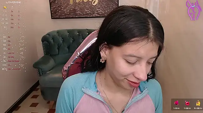 Snapshot of _lucy_v chatting on February 23, 2025, 3:24 am lucy v online show from February 23, 2025, 3:24 am