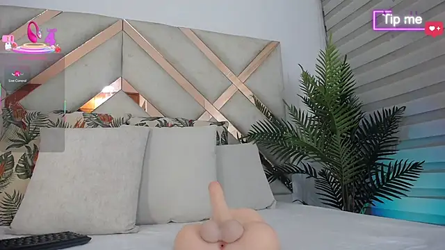 katy ruiz online show from October 17, 2025, 4:05 am