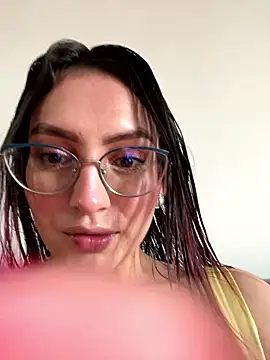 VioletPearson online show from January 10, 2026, 1:06 pm