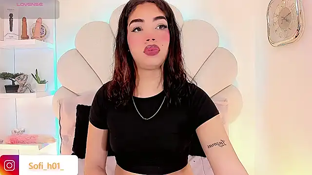 Snapshot of Sofi_hdz chatting on October 13, 2025, 1:02 pm Sofi hdz online show from October 13, 2025, 1:02 pm