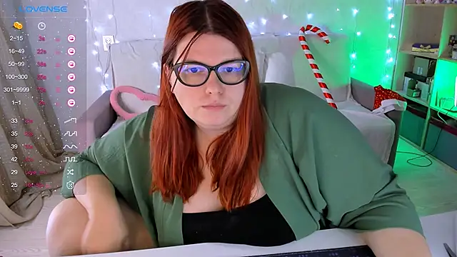 Melissa Purr online show from December 27, 2024, 2:43 pm