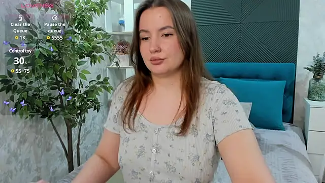 FeralPeach online show from February 14, 2025, 8:21 am