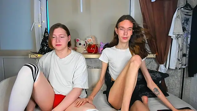 Snapshot of Calvin_and_Kevin chatting on October 24, 2025, 12:15 pm Calvin and Kevin online show from October 24, 2025, 12:15 pm