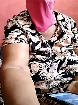 Snapshot of naughtygrannyXXX chatting on October 6, 2025, 11:22 am naughtygrannyXXX online show from October 6, 2025, 11:22 am