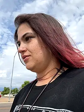 Snapshot of SafeinouterSpace chatting on September 22, 2025, 5:08 pm SafeinouterSpace online show from September 22, 2025, 5:08 pm