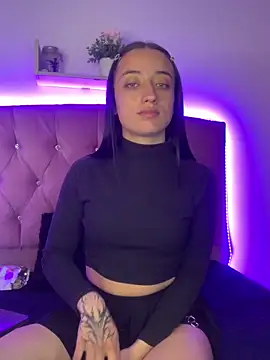 Ady 18 online show from February 25, 2025, 3:42 pm