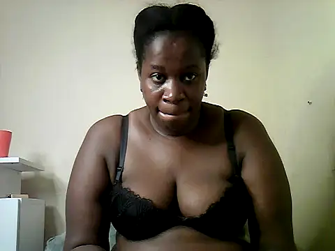 Sexy valentine001 online show from September 17, 2025, 5:04 pm