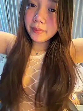 Hotellinh12 online show from April 16, 2026, 11:11 am