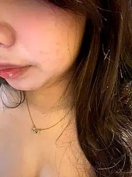 Hotellinh12 online show from September 24, 2025, 4:57 pm