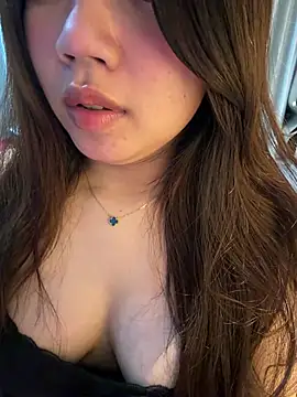 Hotellinh12 online show from April 8, 2026, 4:41 pm