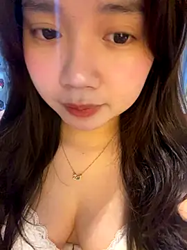 Hotellinh12 online show from October 11, 2025, 4:30 pm