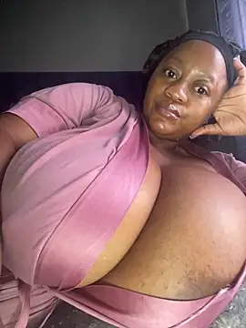Chubbykarisma27 online show from May 16, 2026, 2:05 pm