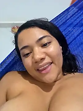 Watagatapitusberry1 online show from October 3, 2025, 1:31 am