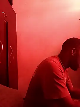 Uncletee112 online show from January 12, 2026, 1:18 pm