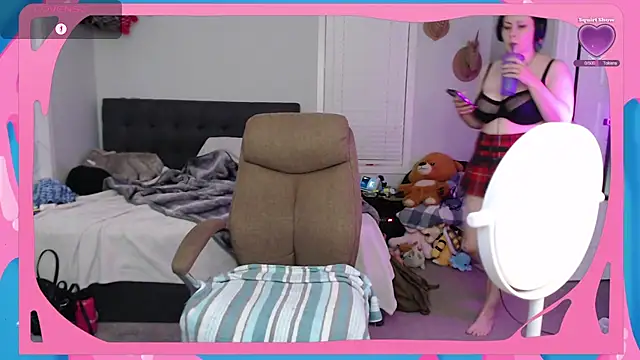 CirqueNoirBlu online show from September 17, 2025, 4:03 am