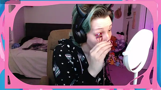 CirqueNoirBlu online show from October 8, 2025, 2:46 am