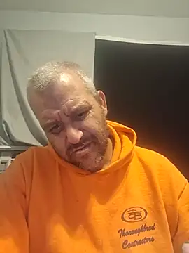 silkstroker6981 online show from November 10, 2025, 11:10 pm