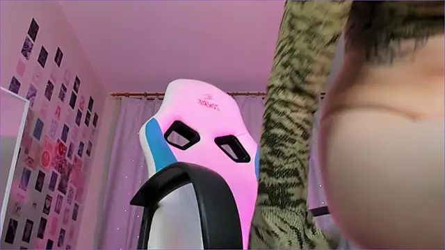 Vanessa Verona online show from February 17, 2026, 5:27 am