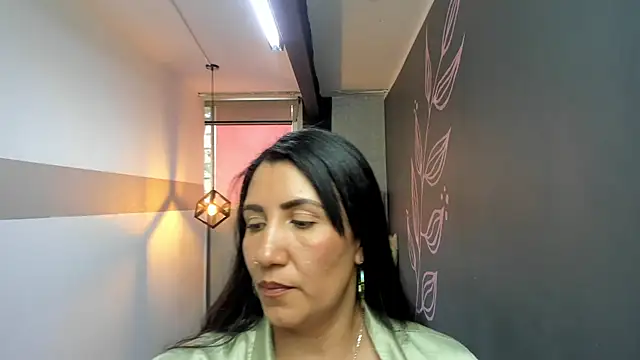 GiaFox  online show from February 26, 2025, 6:26 pm