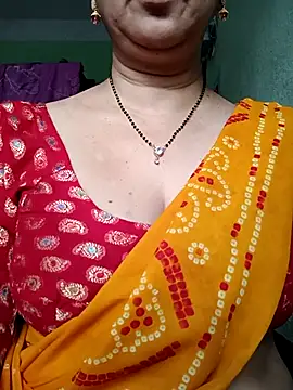 Snapshot of Rosy-B chatting on October 28, 2025, 12:33 am Rosy-B online show from October 28, 2025, 12:33 am