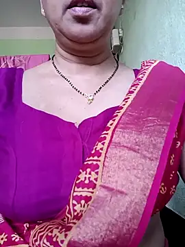 Snapshot of Rosy-B chatting on September 25, 2025, 9:48 am Rosy-B online show from September 25, 2025, 9:48 am