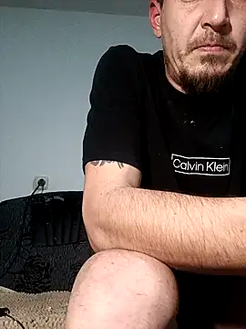 mayk18cm online show from January 9, 2025, 3:12 pm