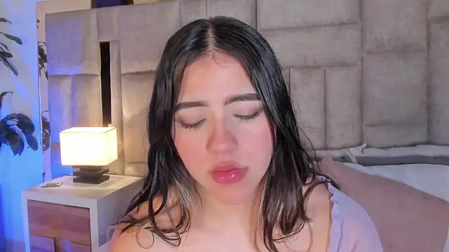 Snapshot of SofiScott_ chatting on March 13, 2025, 1:21 am SofiScott  online show from March 13, 2025, 1:21 am