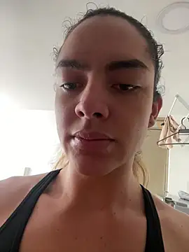 mariiahneedles online show from March 13, 2026, 4:56 pm