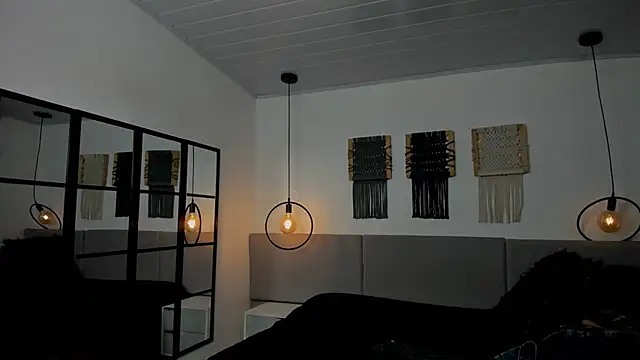 Snapshot of Sweet_camille chatting on October 20, 2025, 2:24 am Sweet camille online show from October 20, 2025, 2:24 am