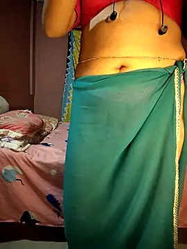 Snapshot of Flirtandfuck0 chatting on October 17, 2025, 6:32 pm Flirtandfuck0 online show from October 17, 2025, 6:32 pm