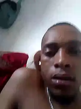 Snapshot of spicycouplex chatting on October 19, 2025, 9:06 pm spicycouplex online show from October 19, 2025, 9:06 pm